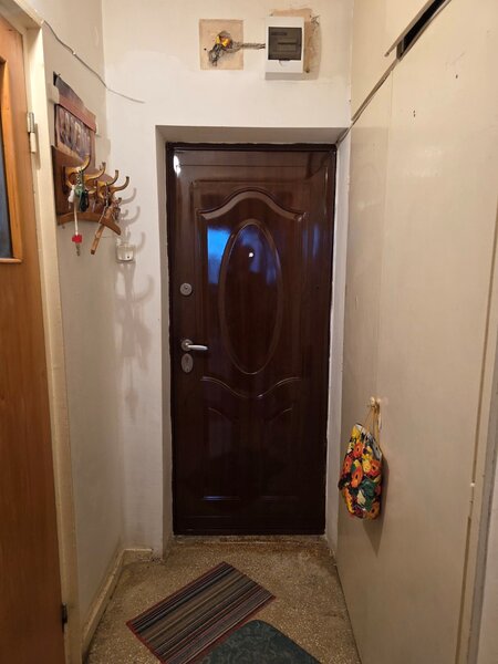 Titan, 10 minute metrou, chiar la parcul Titanii, pe Prisaca Dornei